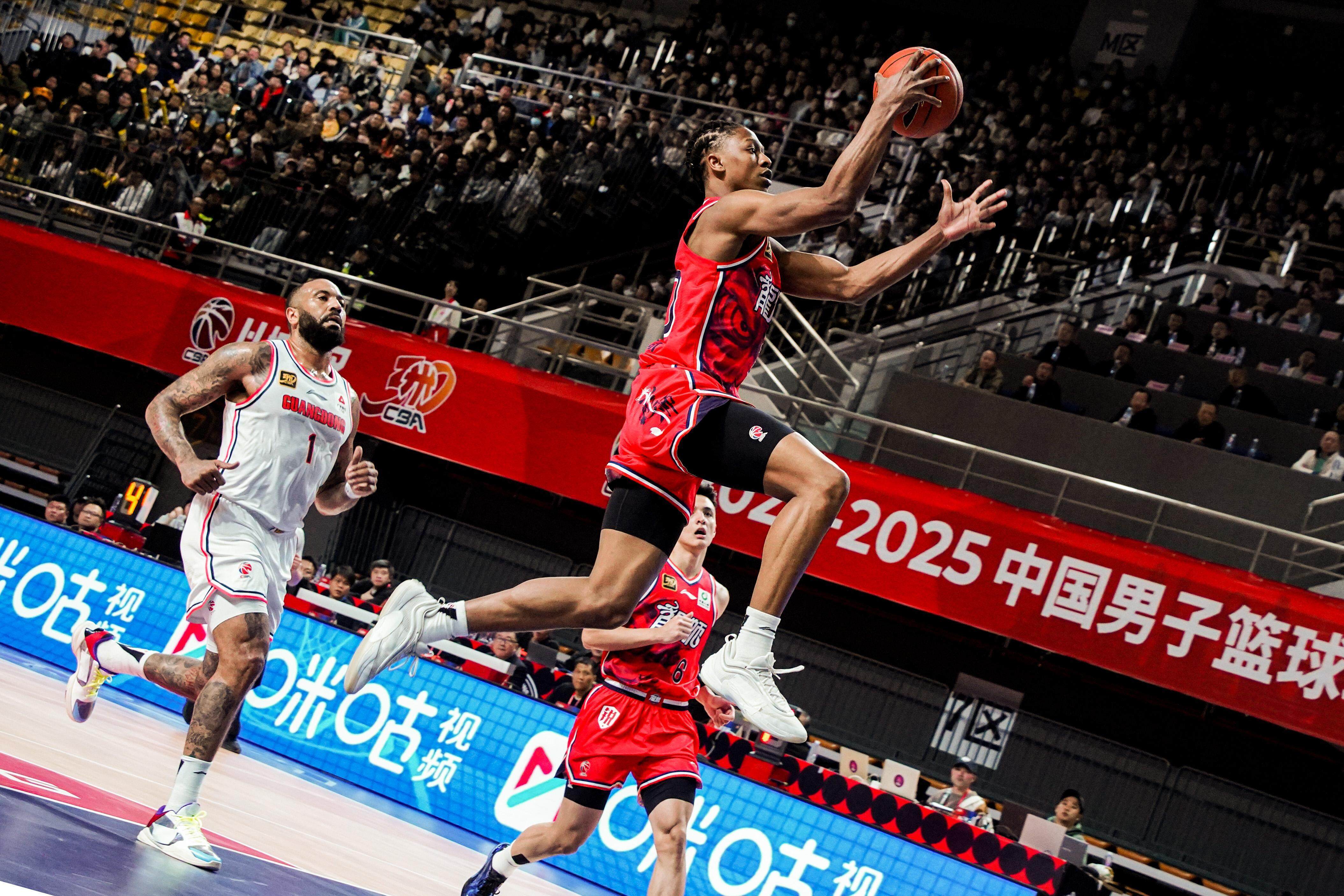 开云体育在线-广东队主场告捷，扩大优势领先对手的简单介绍