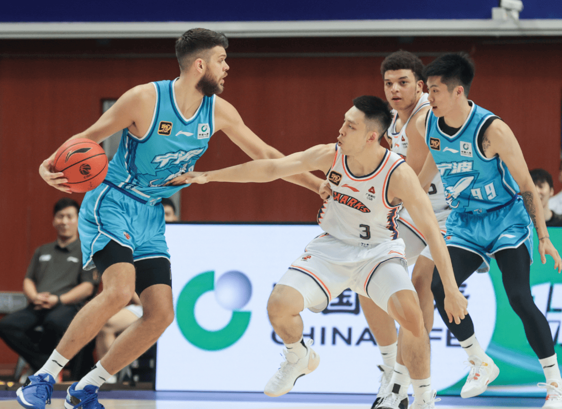 包含北京队战胜上海男篮,取得重要胜利的词条 包含北京队战胜上海男篮,取得重要胜利的词条