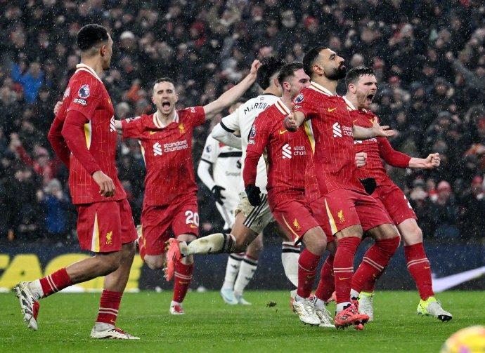 开云官网-利物浦与曼城打平，两队争冠形势更加激烈的简单介绍