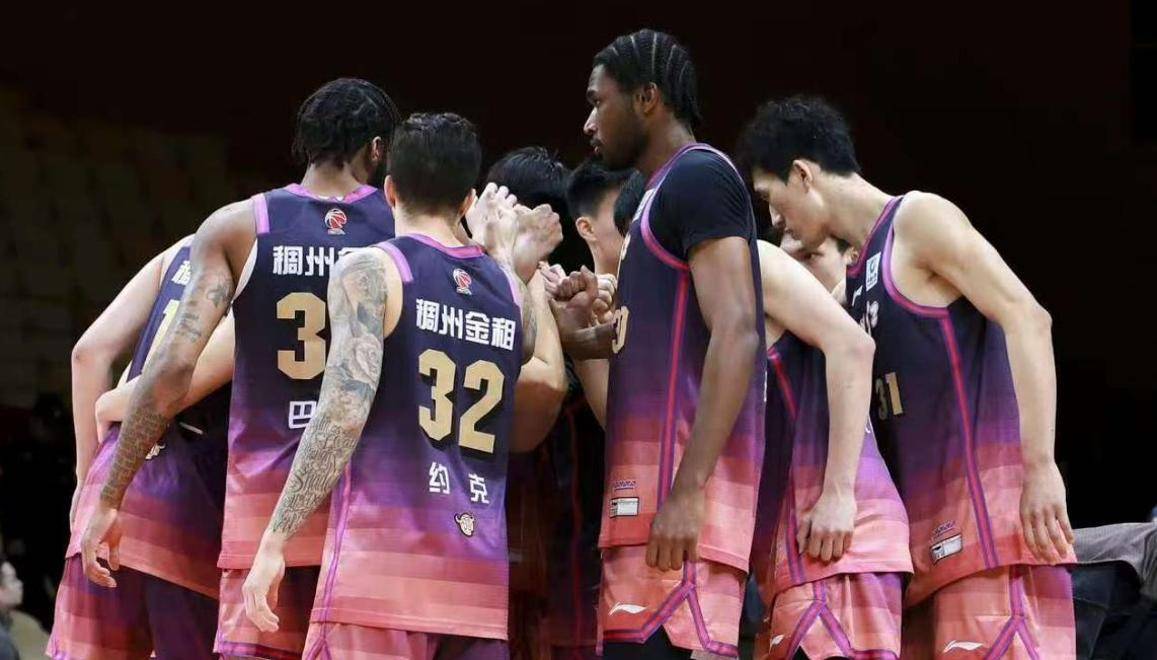 关于浙江男篮积极反击瞄准胜利机会全力冲刺的信息 关于浙江男篮积极反击瞄准胜利机会全力冲刺的信息