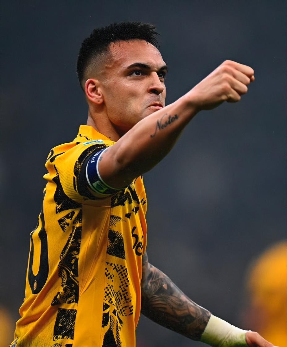 包含国米惨遭逆转负于热那亚,连胜势头被终结的词条 包含国米惨遭逆转负于热那亚,连胜势头被终结的词条