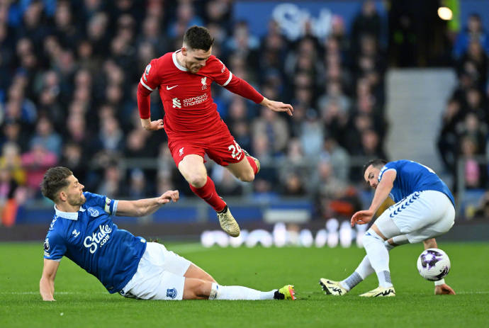 关于埃弗顿主场击败曼城,取得赛季重要胜利的信息 关于埃弗顿主场击败曼城,取得赛季重要胜利的信息