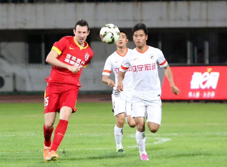 武汉卓尔取胜梅州客家,继续保持领先优势的简单介绍 武汉卓尔取胜梅州客家,继续保持领先优势的简单介绍