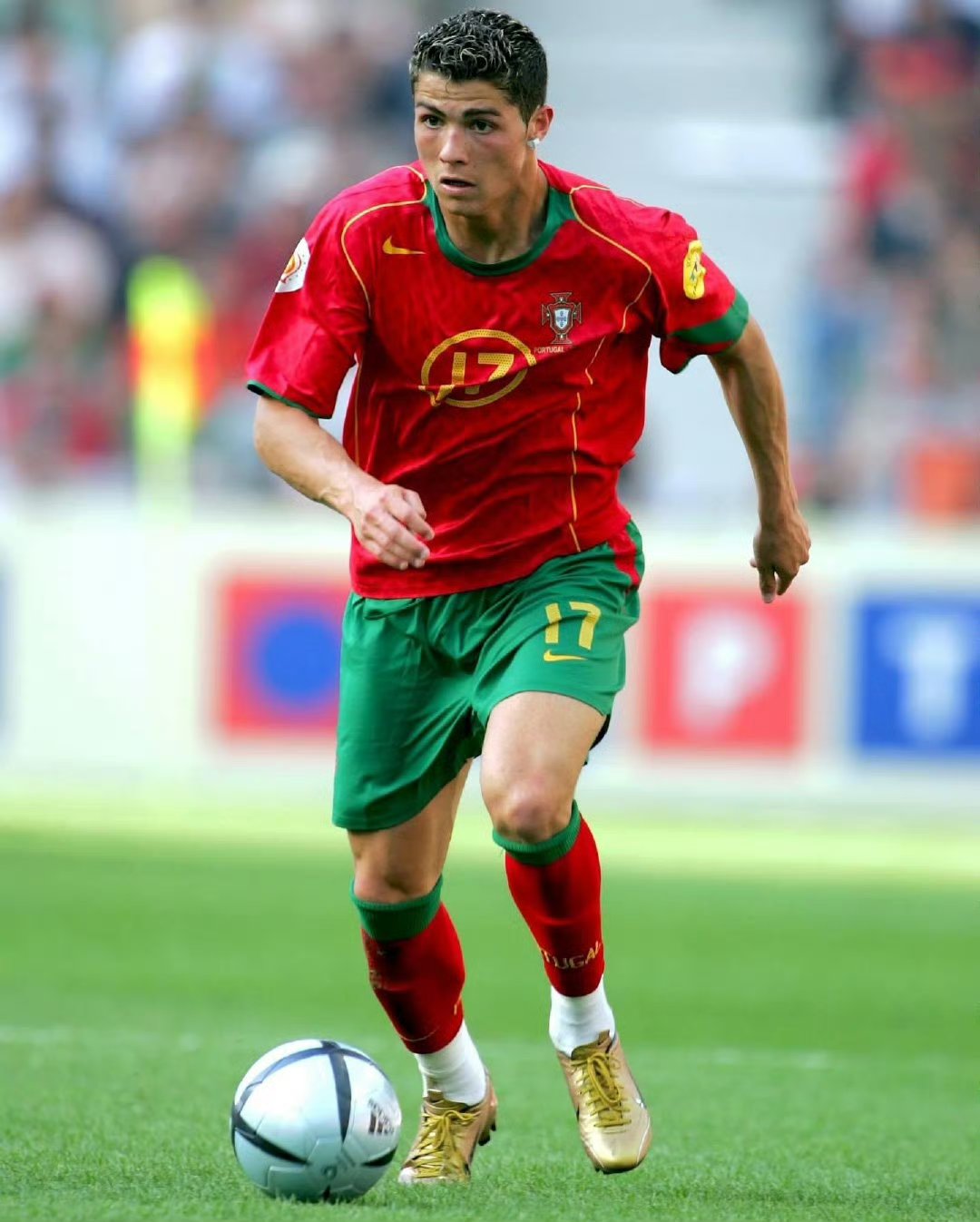 开云平台-包含多米尼加共和国队奋力争胜，成功进入欧洲杯强的词条