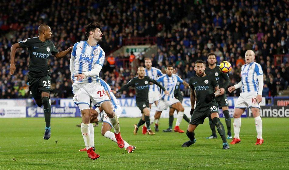 开云体育下载-谢周三艰难逼平哈德斯菲尔德，继续保持不败的简单介绍