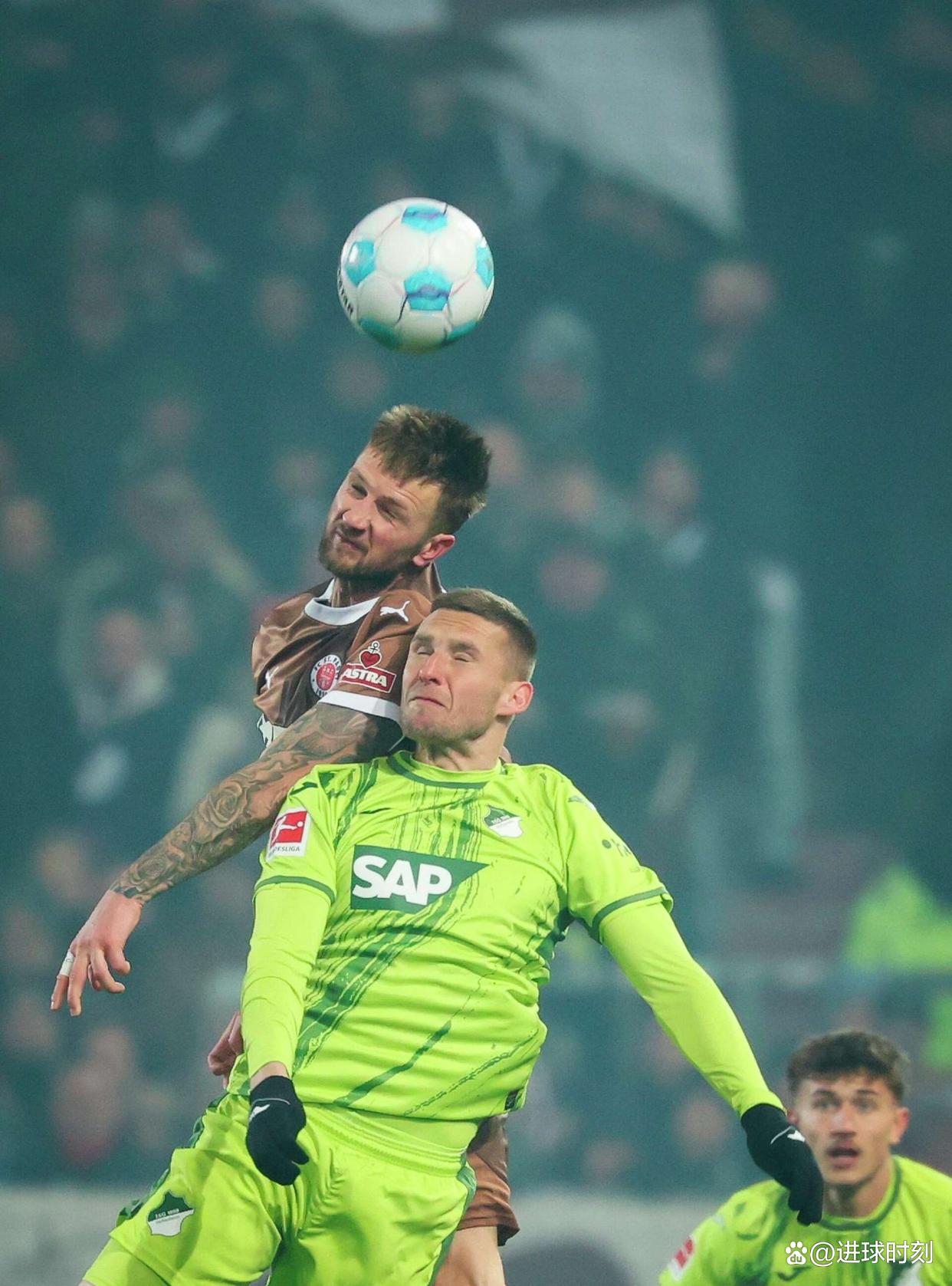 霍芬海姆迎来首胜，实力稳定