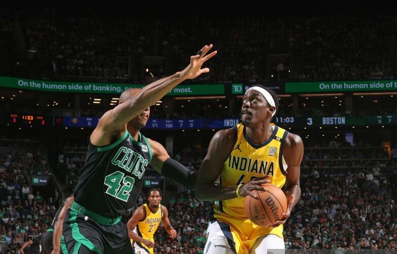 开云体育中国-比赛中灵活变阵，助球队驰骋胜场