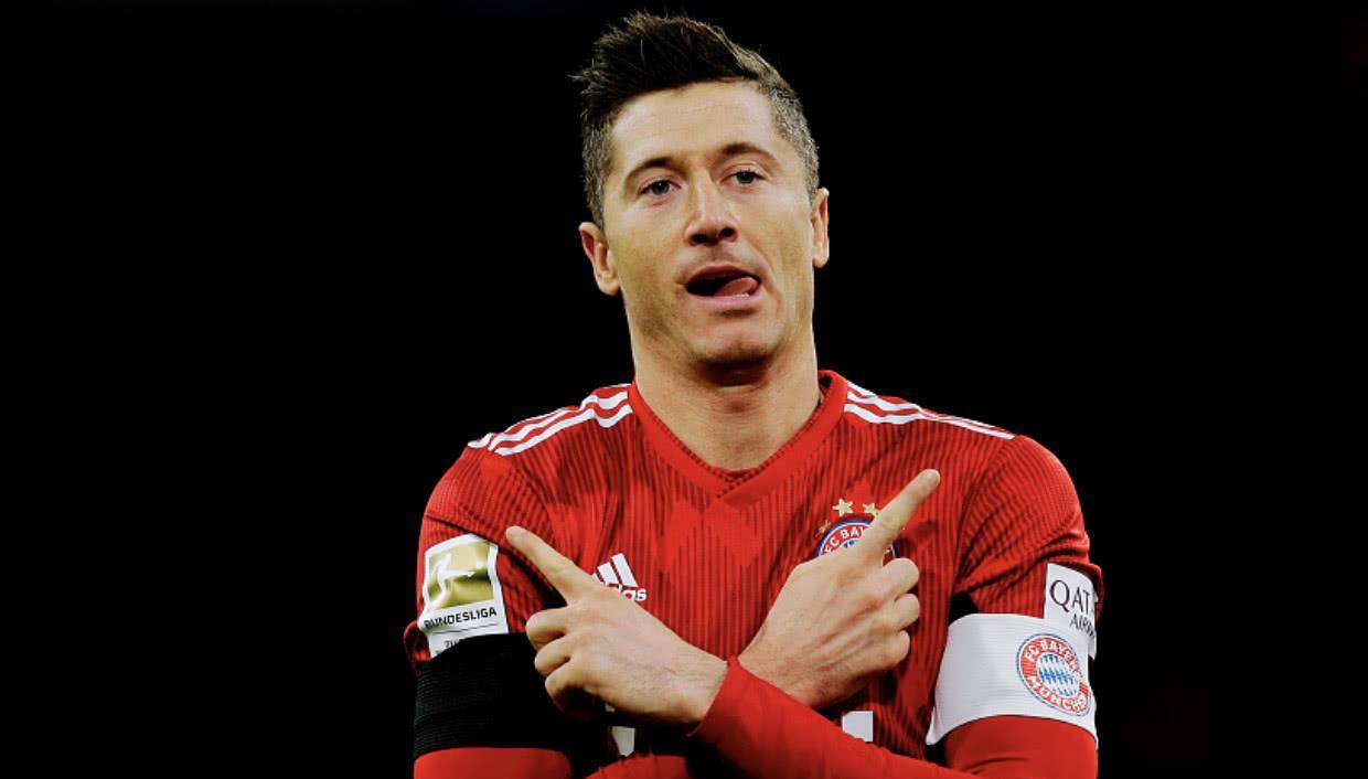 开云体育登录-包含沙尔克主场战平勒沃库森，保持不败势头的词条