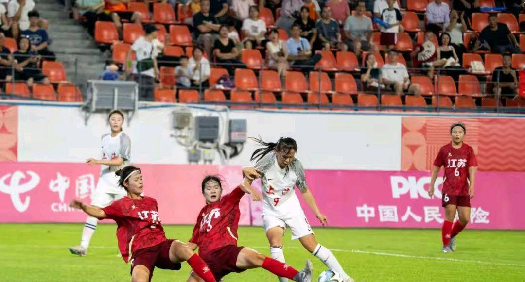 关于夺冠之路:女足队员的拼搏精神的信息 关于夺冠之路:女足队员的拼搏精神的信息