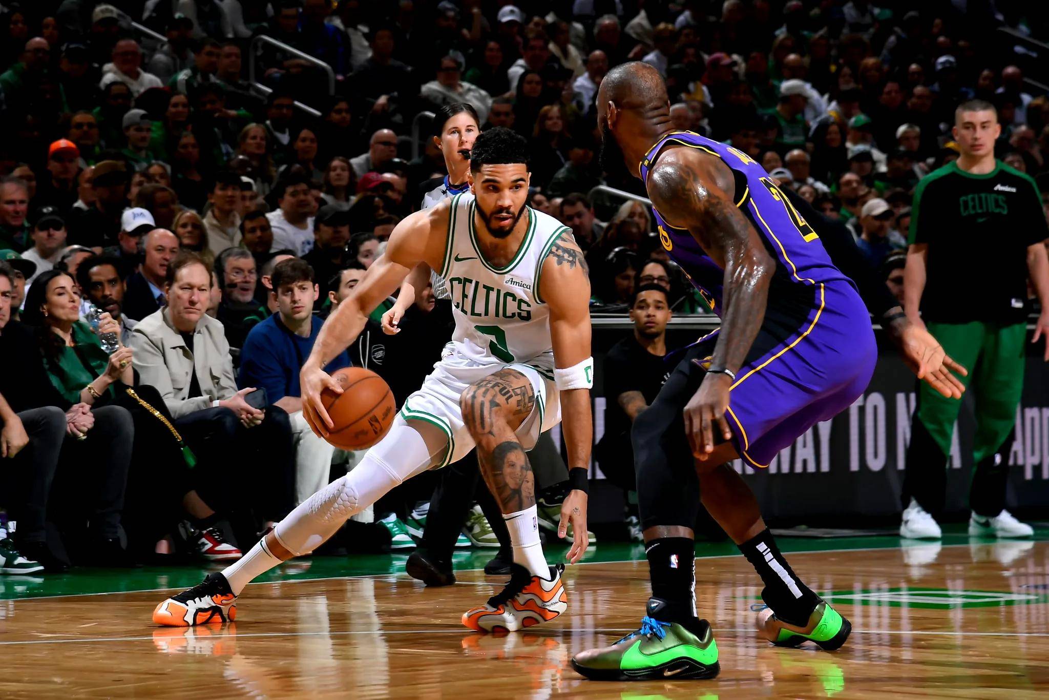 开云体育中国-凯尔特人不敌热火，遭遇连败