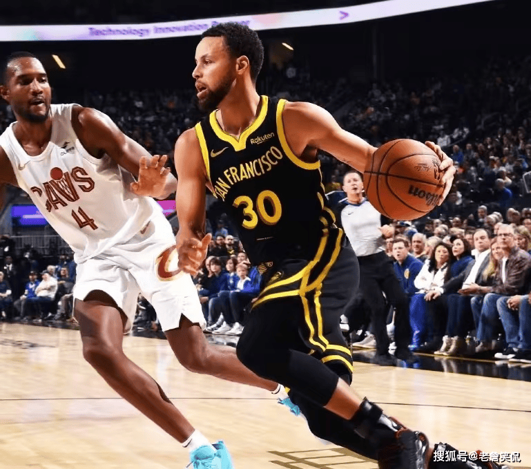 开云体育官方网站-勇士险胜骑士，晋级总决赛