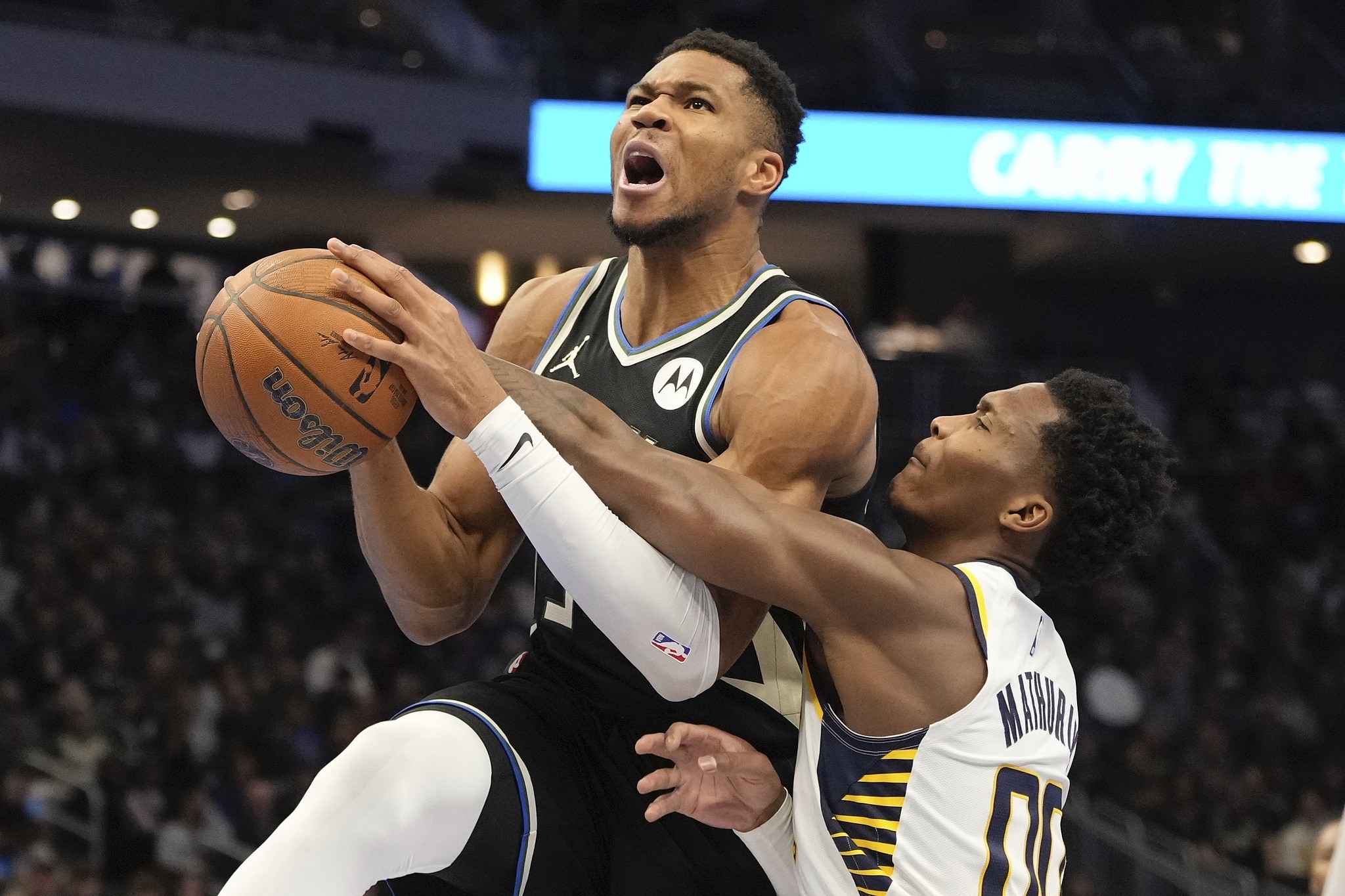 开云体育中国-步行者力克雄鹿晋级东部总决赛的简单介绍