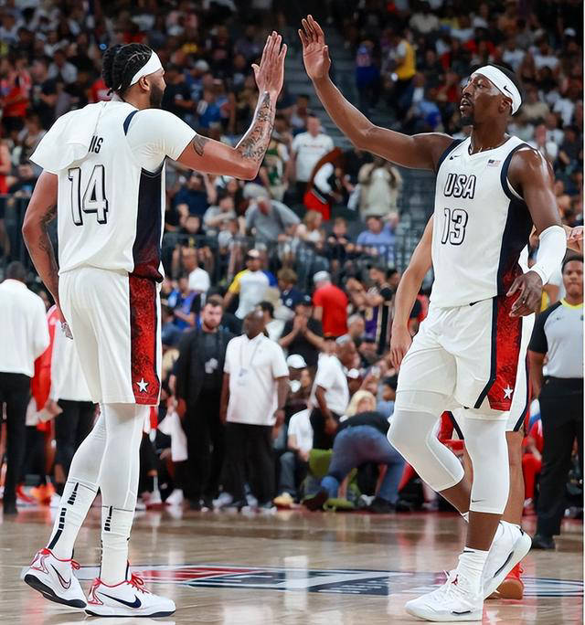 湖人逆转湖人B队,阿德巴约惊艳世界 湖人逆转湖人B队,阿德巴约惊艳世界