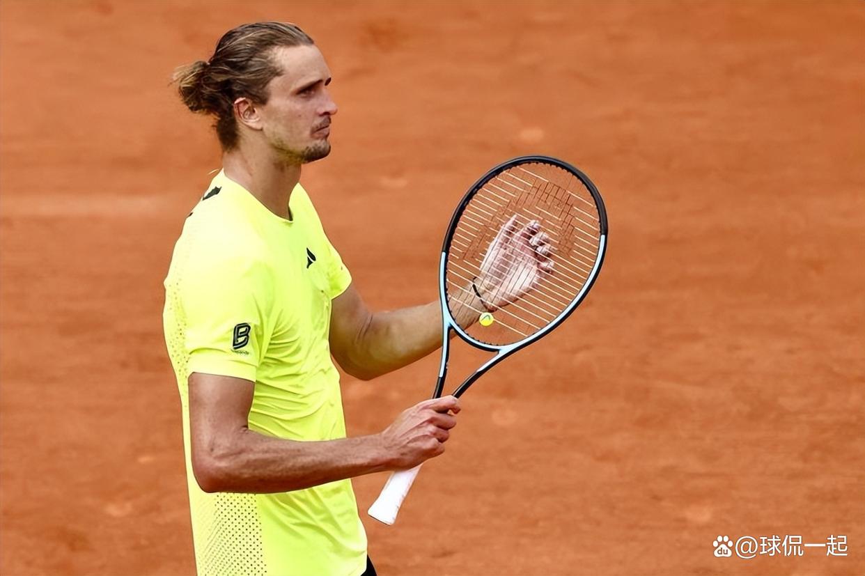 年终总决赛力克戴维斯杯,兹维列夫统治全场 年终总决赛力克戴维斯杯,兹维列夫统治全场