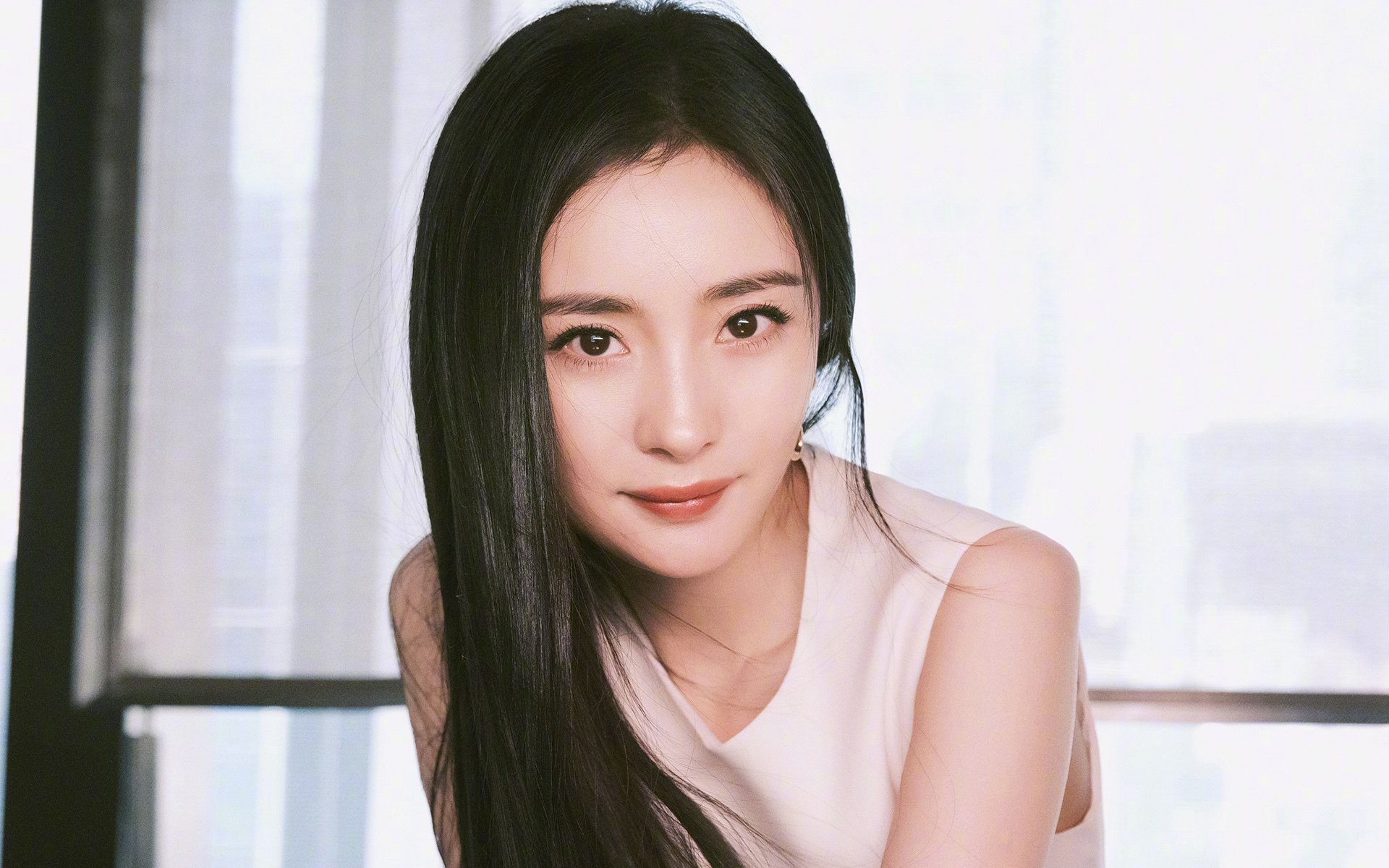 开云体育入口-阿根廷VS尤文,当蓝白风暴遭遇斑马军团,本泽马如何在巨大舞台上绽放光芒?