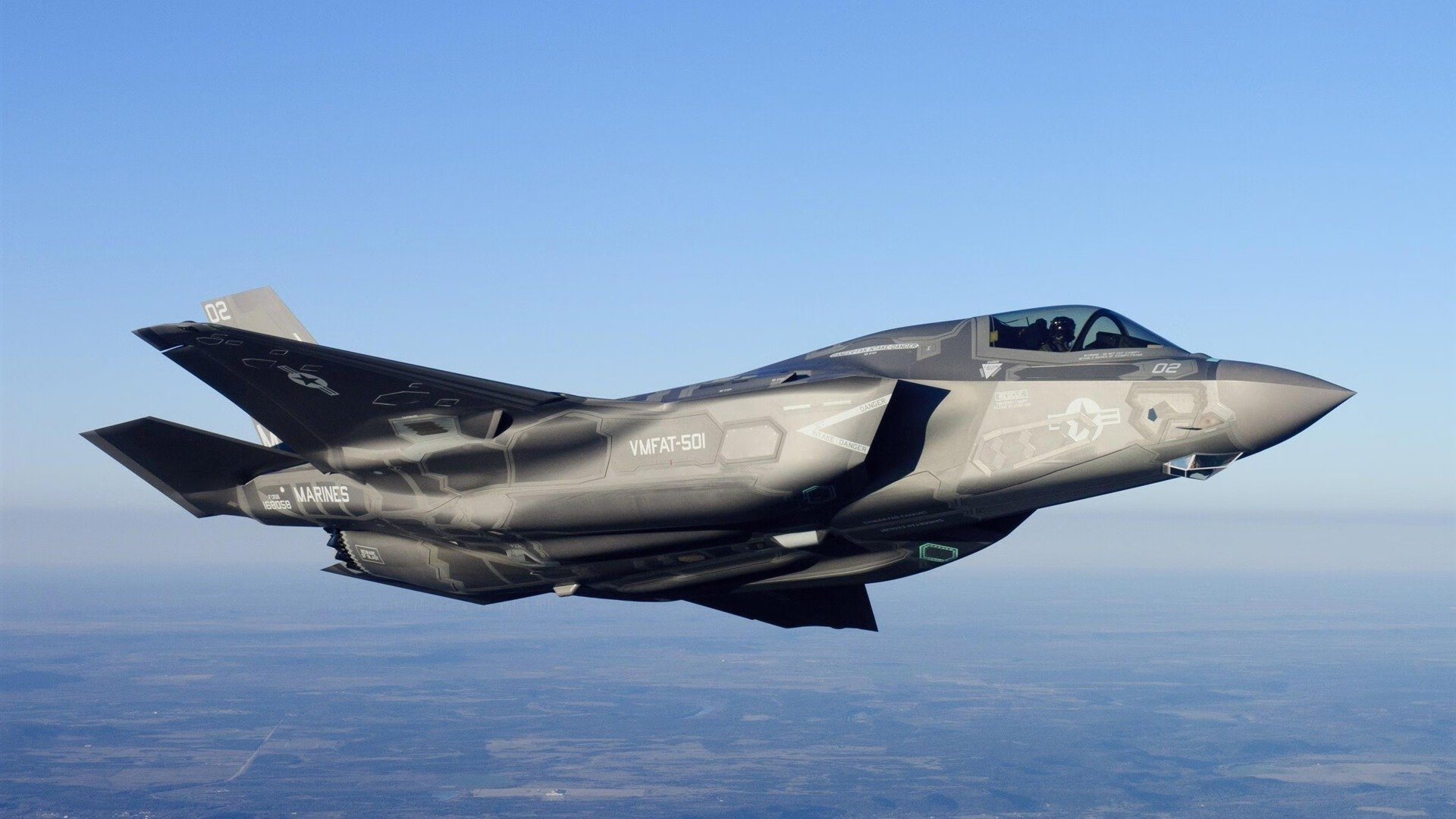 本泽马跨域凝视，当曼城与巴萨的哲学对决照见真正的大场面先生