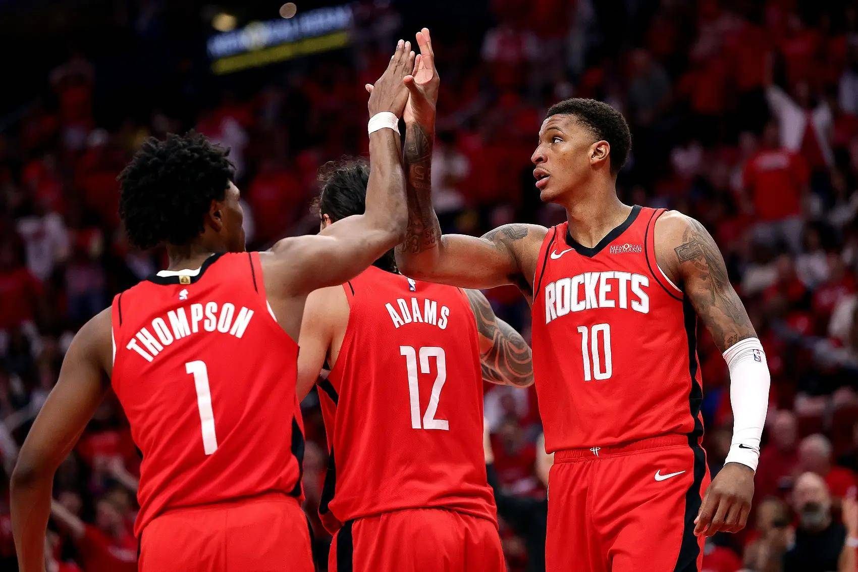 热火对阵勇士，西亚卡姆让比赛提前失去悬念