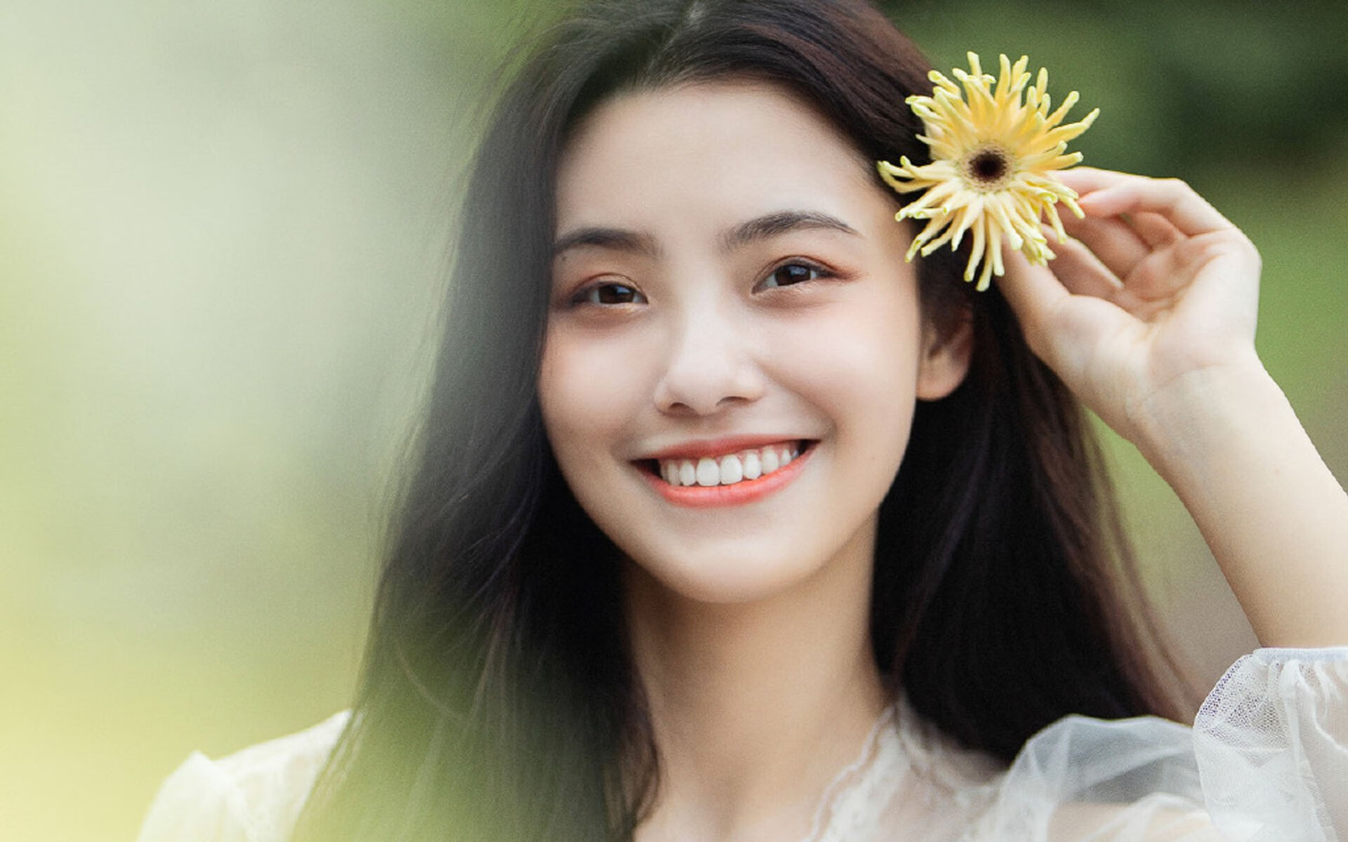 一日的双面镜子,摩洛哥的集体绞杀与罗德里的致命尖刀