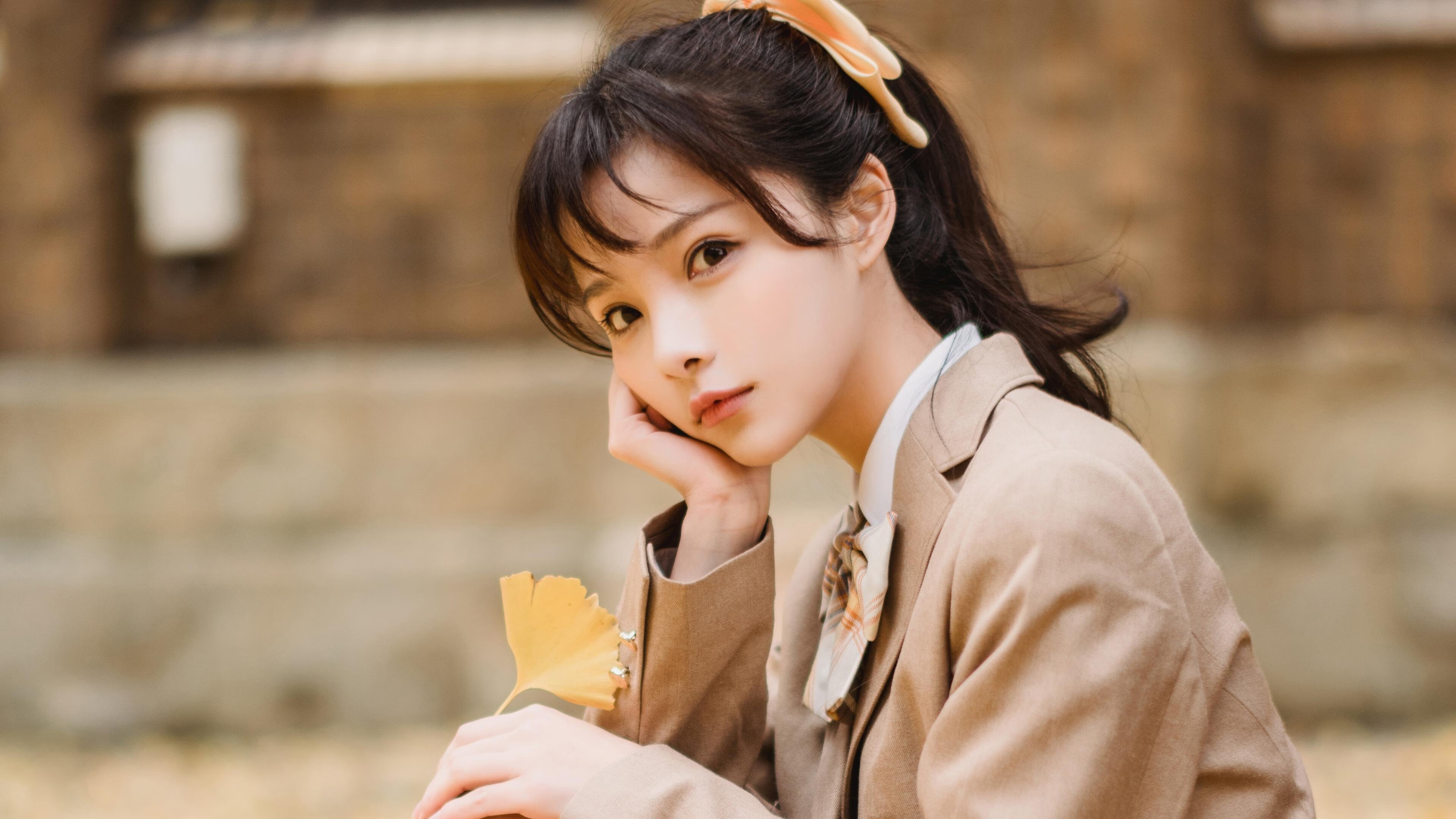 足球双线报,京多安爆发闪耀赛场,乌克兰球队全面压制尼斯展雄风